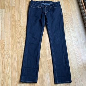 Like new Levi’s Modern Rise Straight Leg Jeans